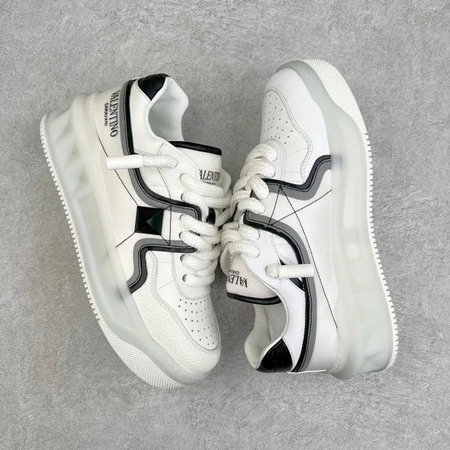 Valentino Garavani Sneakers One Stud XL platform product detail image 55