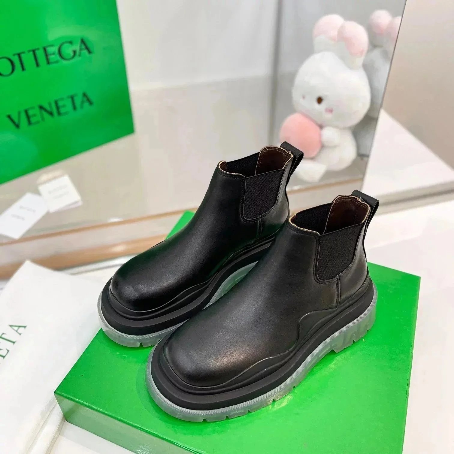 Unbranded Boots Chelsea with Lug Soles — Low-top 6