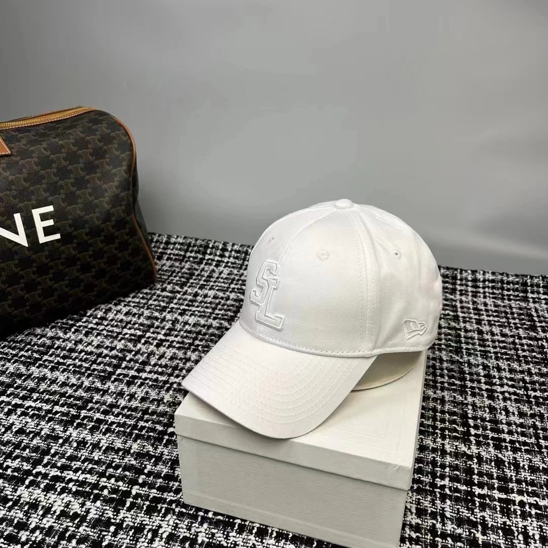 New Era 9FORTY SL Embroidered Baseball Cap White Black Beige Classic