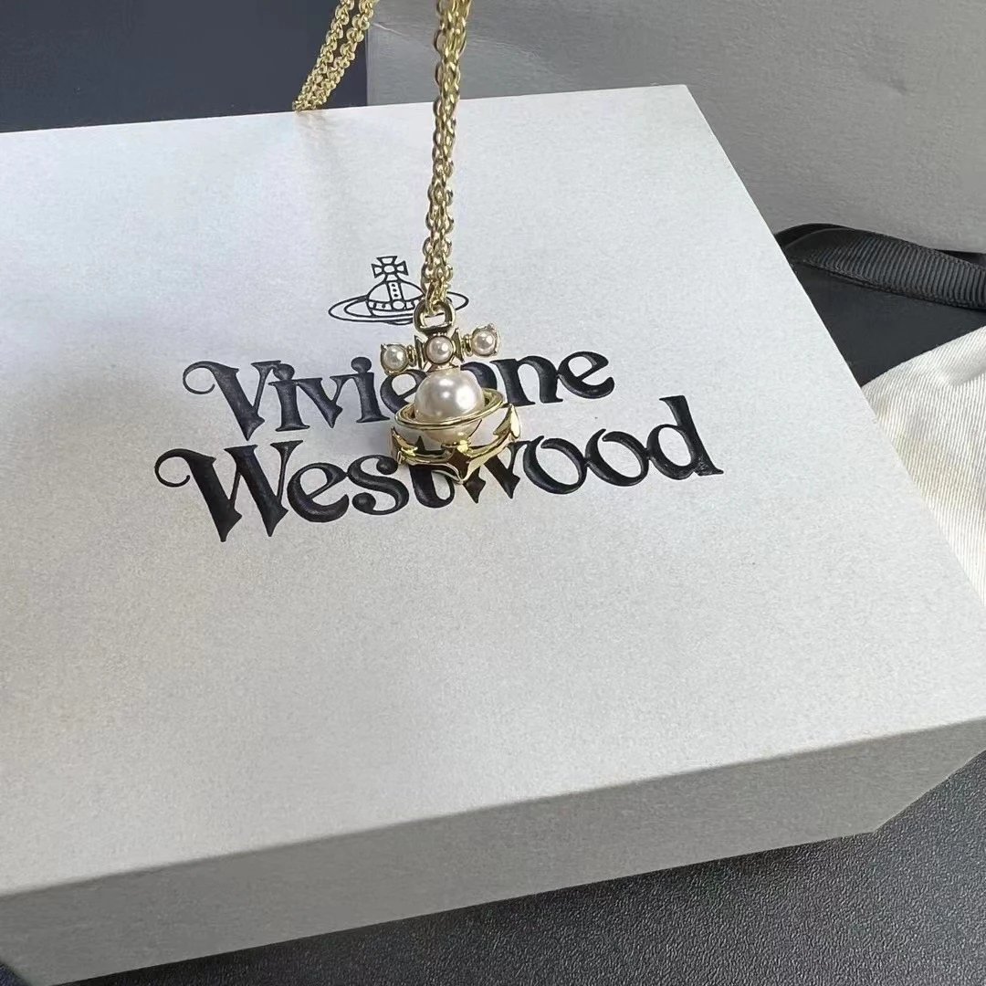 Vivienne Westwood Orb Pearl Gold Chain Necklace