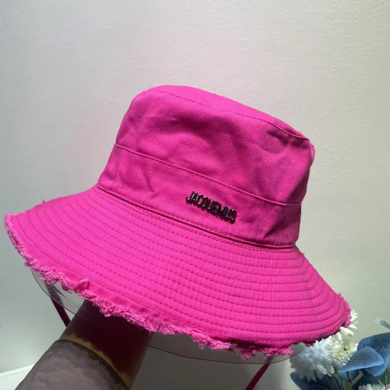 Jacquemus Bucket Hat Beige Frayed Edge Casual