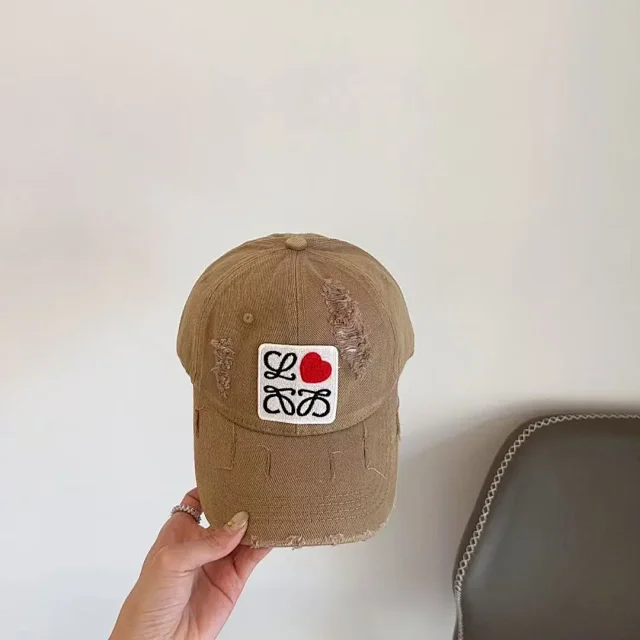 Loewe Hats Distressed Logo Patch Baseball Cap product detail image 5