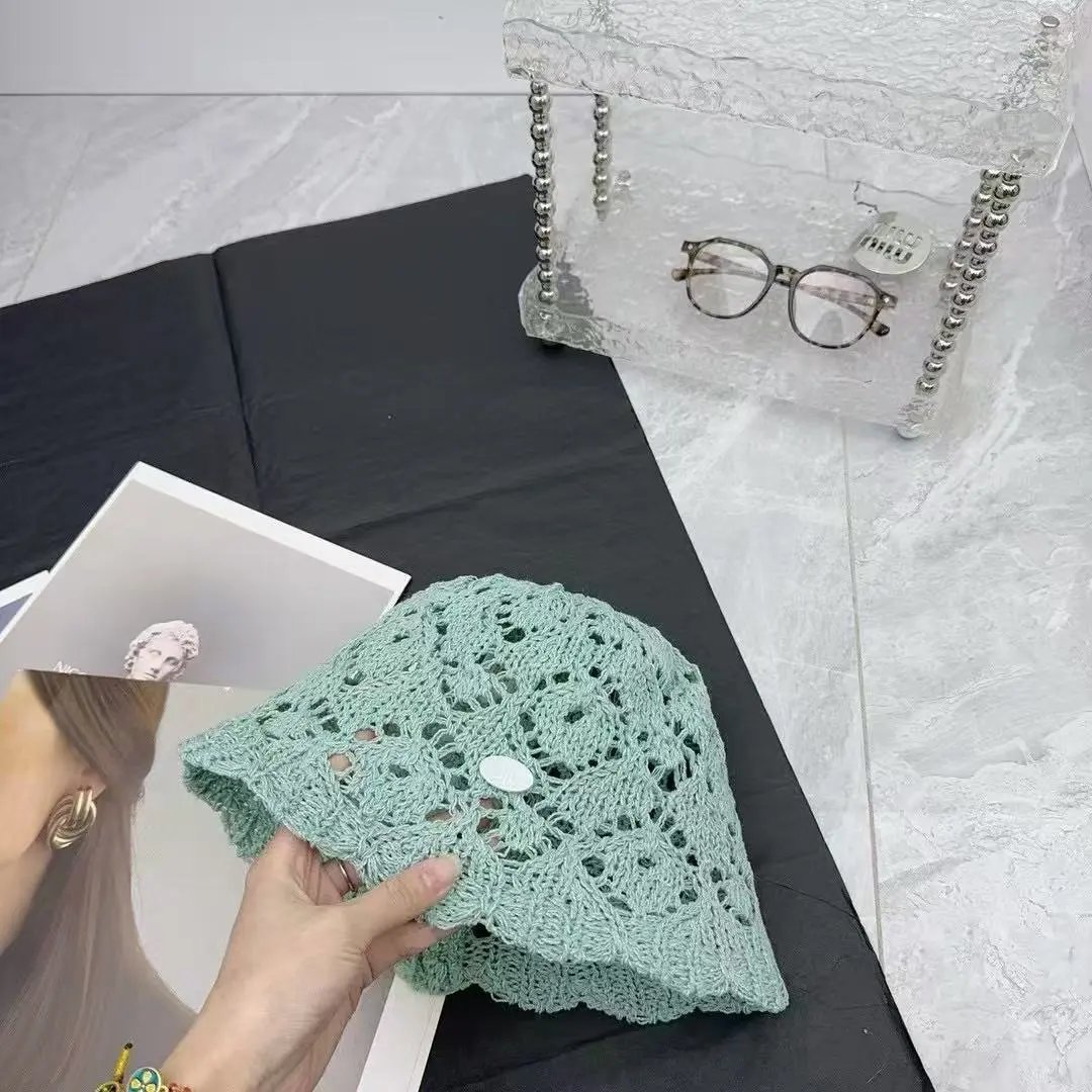 alo Hats Crochet openwork bucket hat with scalloped brim image 3