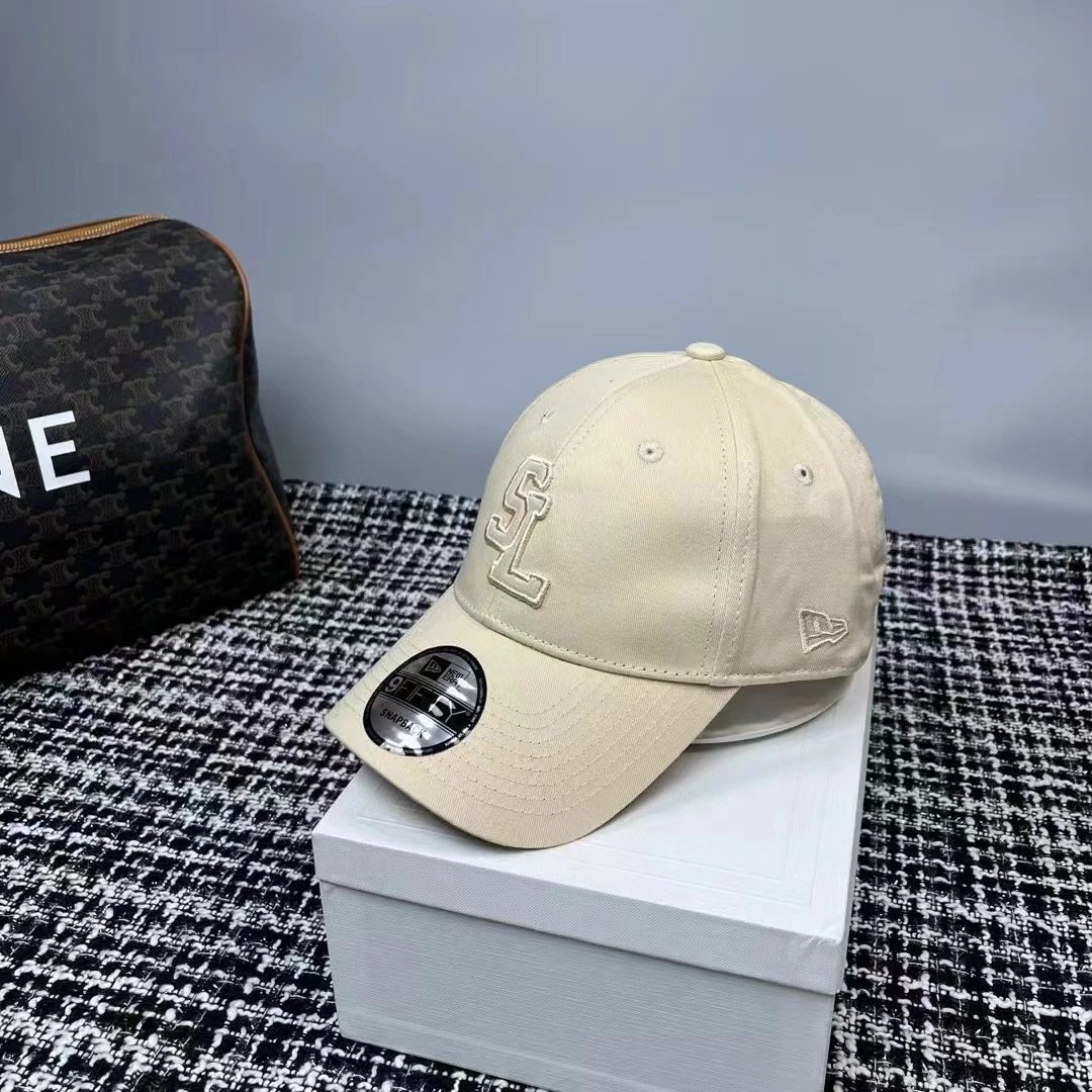 New Era 9FORTY SL Embroidered Baseball Cap White Black Beige Classic
