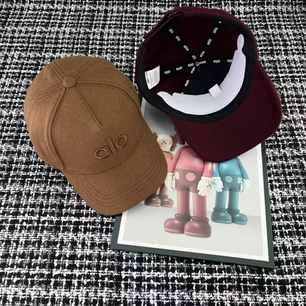Alo Yoga Hats Embroidered Logo Baseball Cap — Camel color