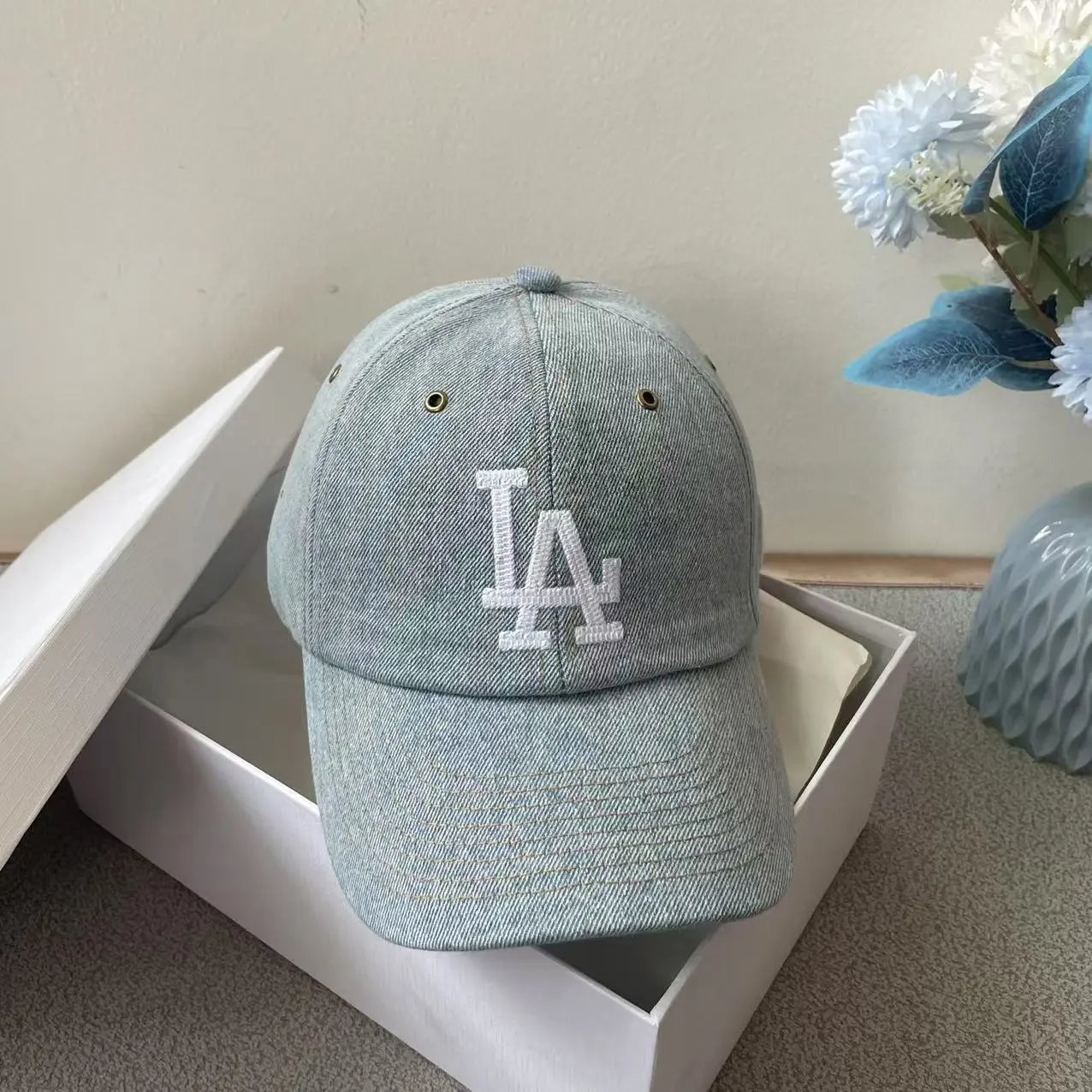 New Era 9Fifty Light Blue Denim Snapback Cap