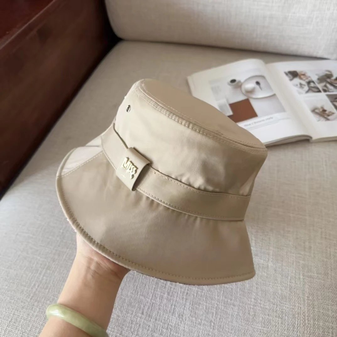 Miu Miu Bucket Hat Beige Black Reversible Casual Hat