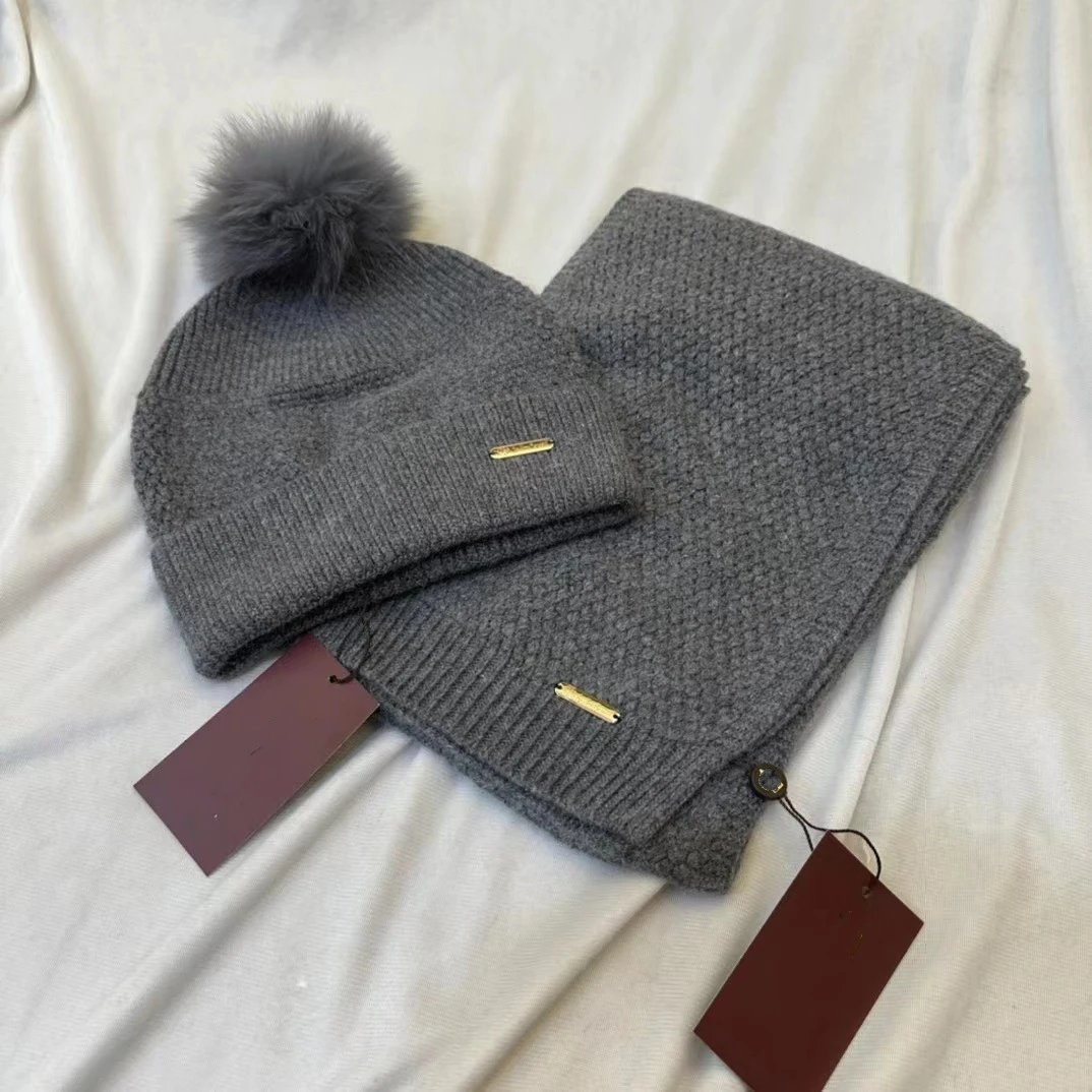 Unbranded Knit Pom-Pom Beanie and Scarf Set image 5