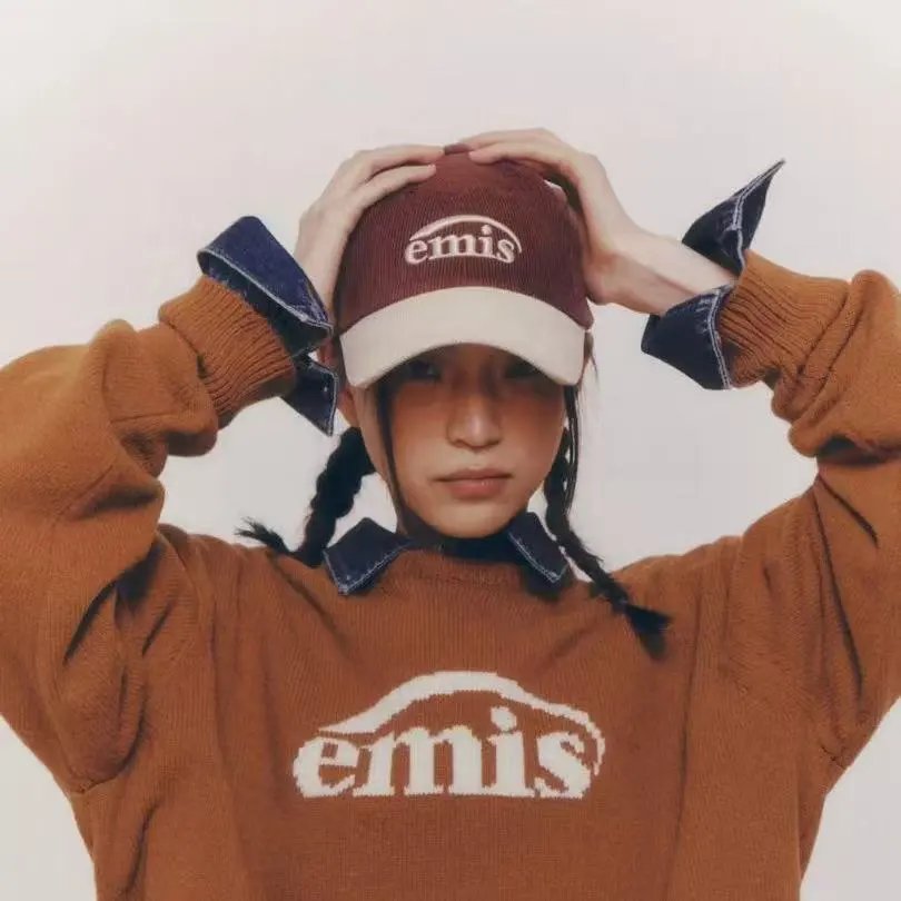 emis Hats Embroidered two-tone baseball cap image 2