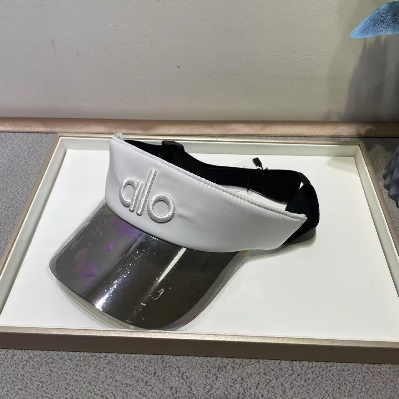 Alo Visor Multicolor Sport Sun Visor