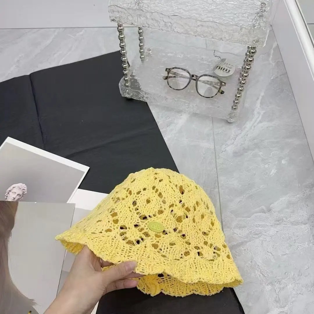 alo Hats Crochet openwork bucket hat with scalloped brim image 4