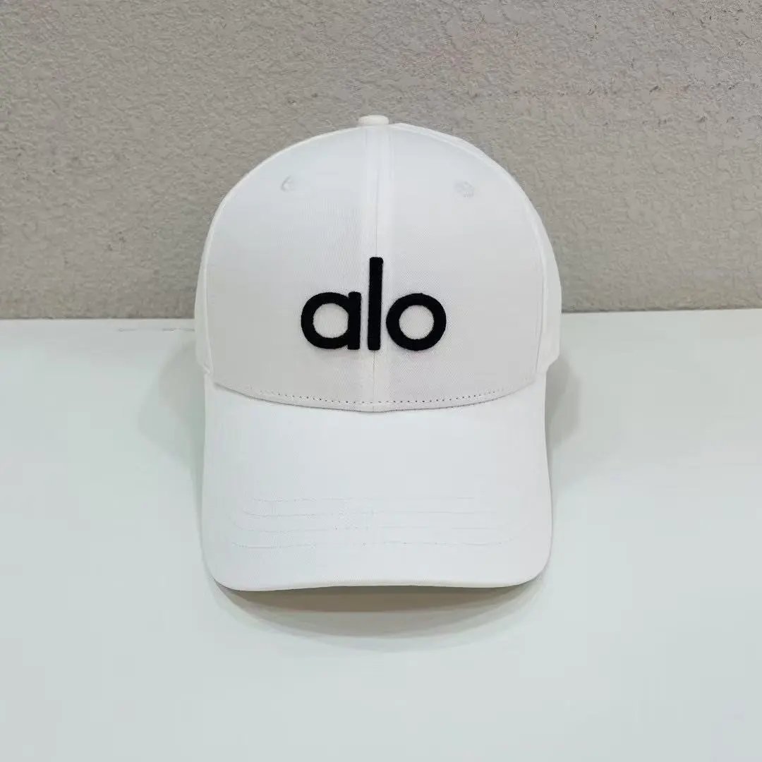 Alo Embroidered Logo Beige Casual Baseball Cap