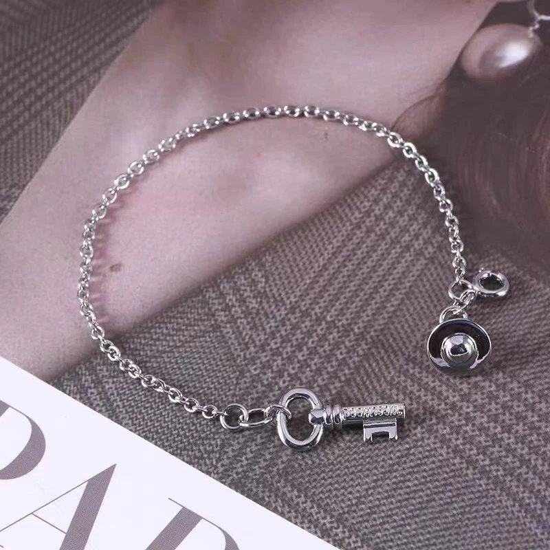 Silver Key Charm Chain Bracelet Silver Vintage Style