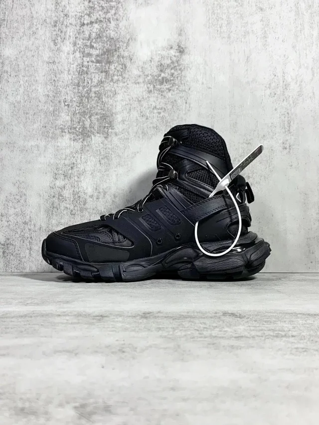 Balenciaga Sneakers Track Hike high-top product detail image 2