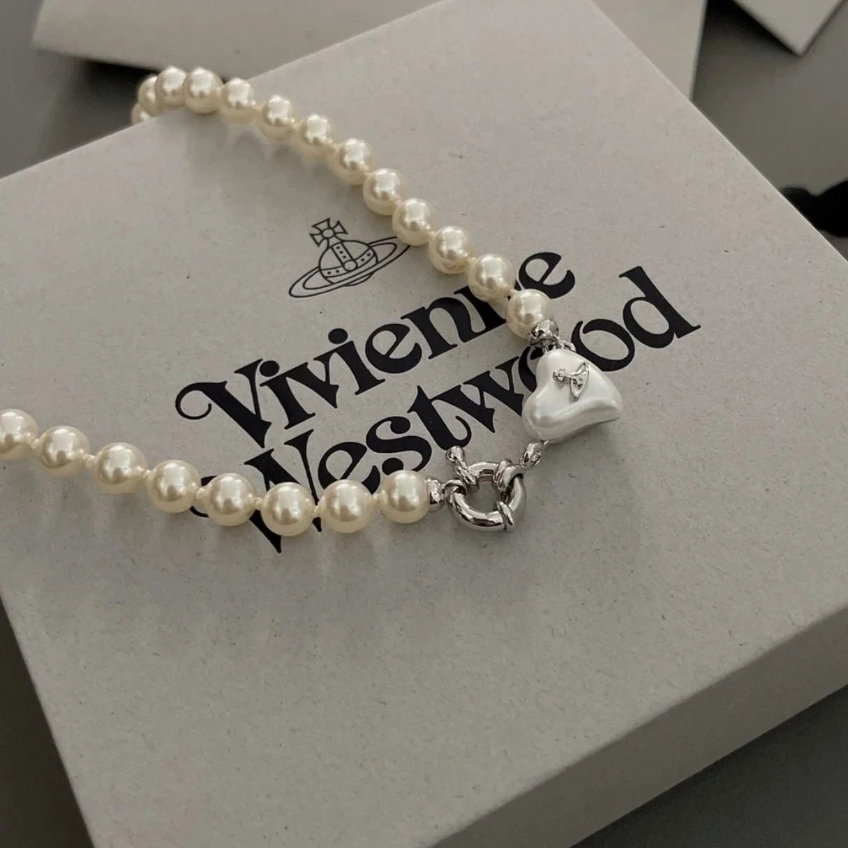 Vivienne Westwood Pearl Heart Charm Necklace Bracelet Set Cream Classic