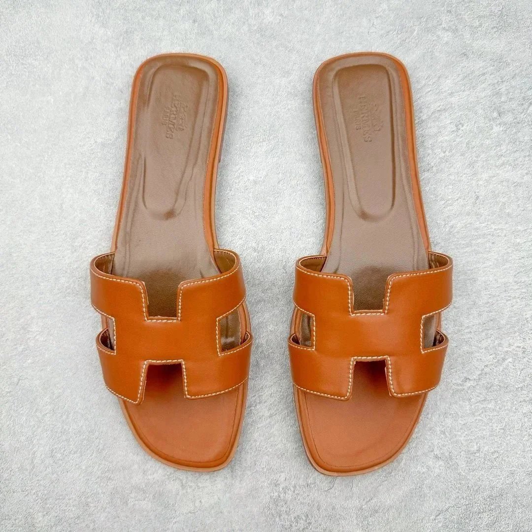 Hermès Oran White Leather Slide Sandals