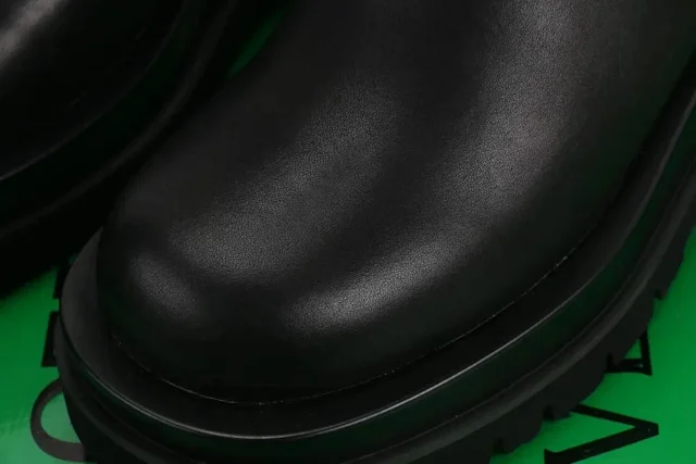 Unbranded Boots Chelsea with Lug Soles product detail image 8