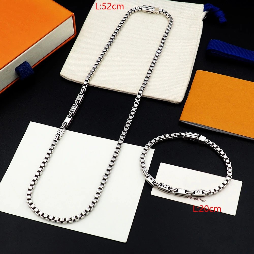 Louis Vuitton Chain Reaction Silver Metallic Link Bracelet