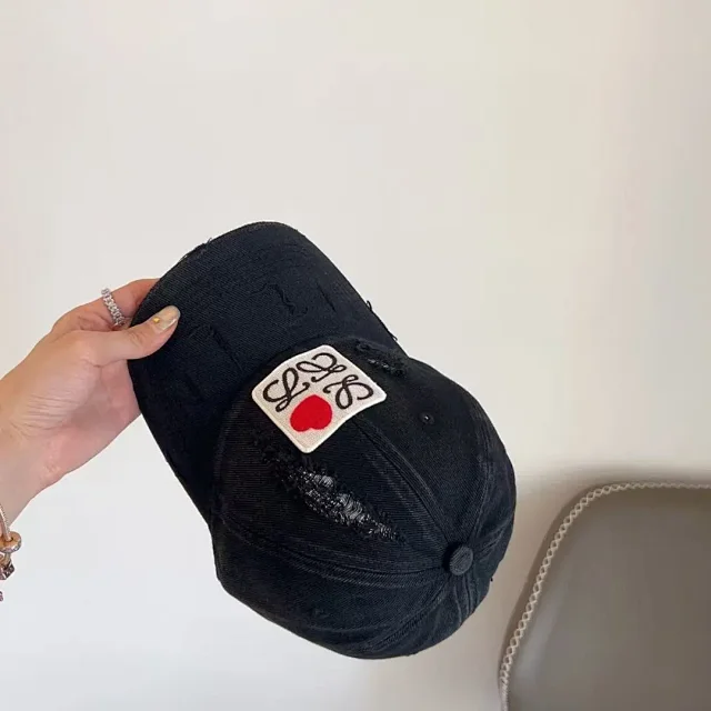 Loewe Hats Distressed Logo Patch Baseball Cap product detail image 8