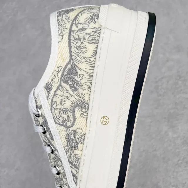 Dior Sneakers Walk'n'Dior low-top platform product detail image 18