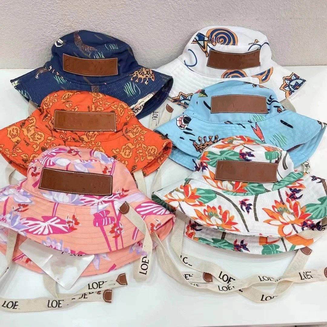 Unbranded Hats Printed wide-brim bucket hat with chin strap image 1