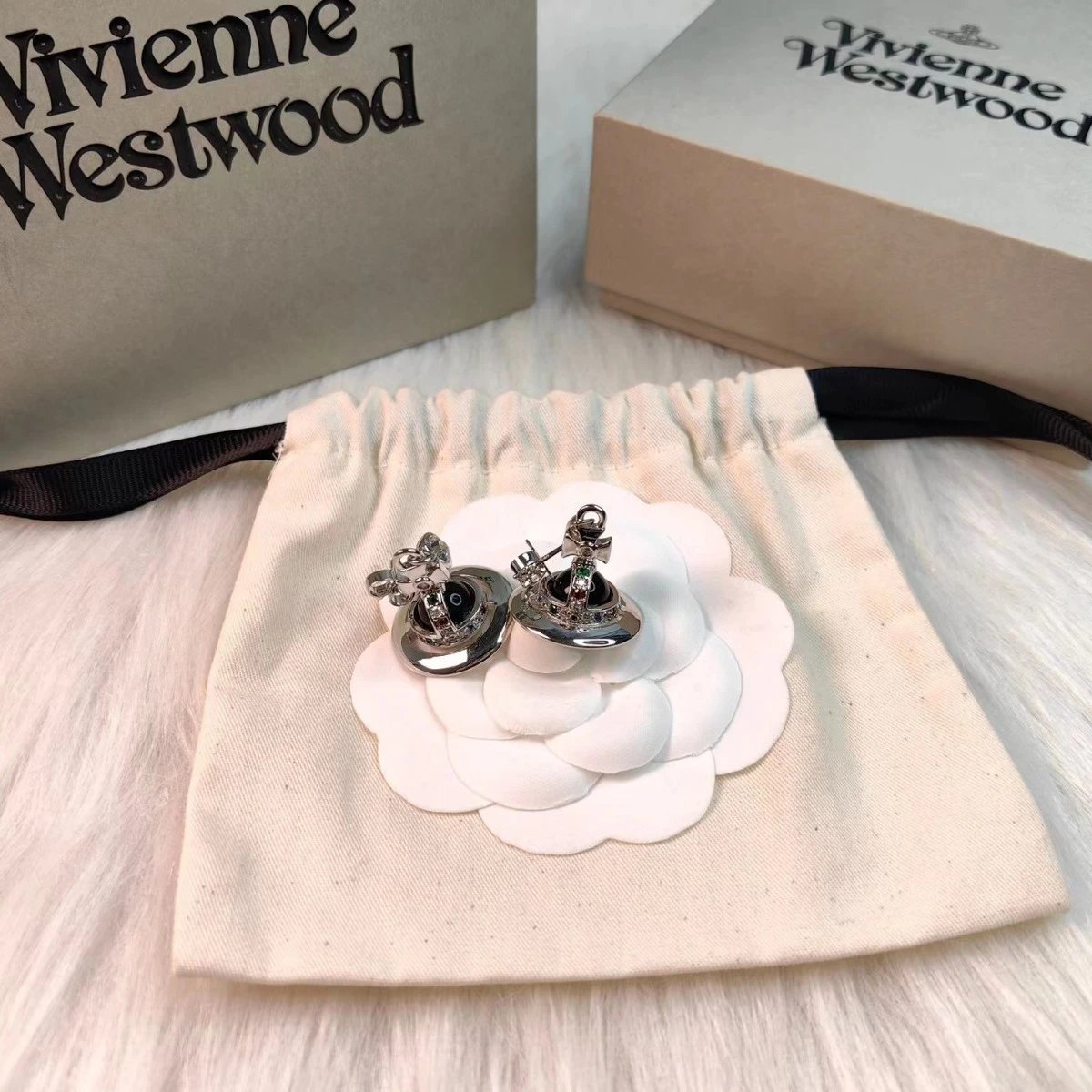 Vivienne Westwood Orb Black Silver Punk Earrings