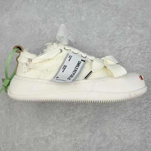 SMILEREPUBLIC Sneakers Classic Low.SP product detail image 1