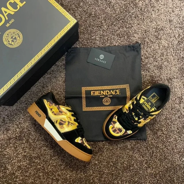 Fendi Sneakers Low-top lace-up leather and suede product detail image 25