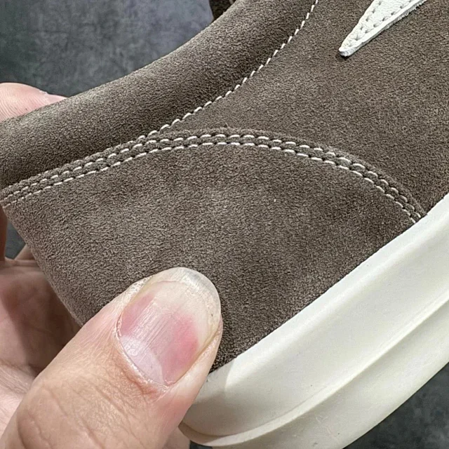Unbranded Sneakers Low-Top Suede with Contrast Side Panel product detail image 20