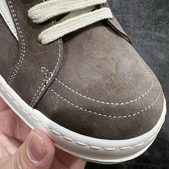 Unbranded Sneakers Low-Top Suede with Contrast Side Panel product detail image 22