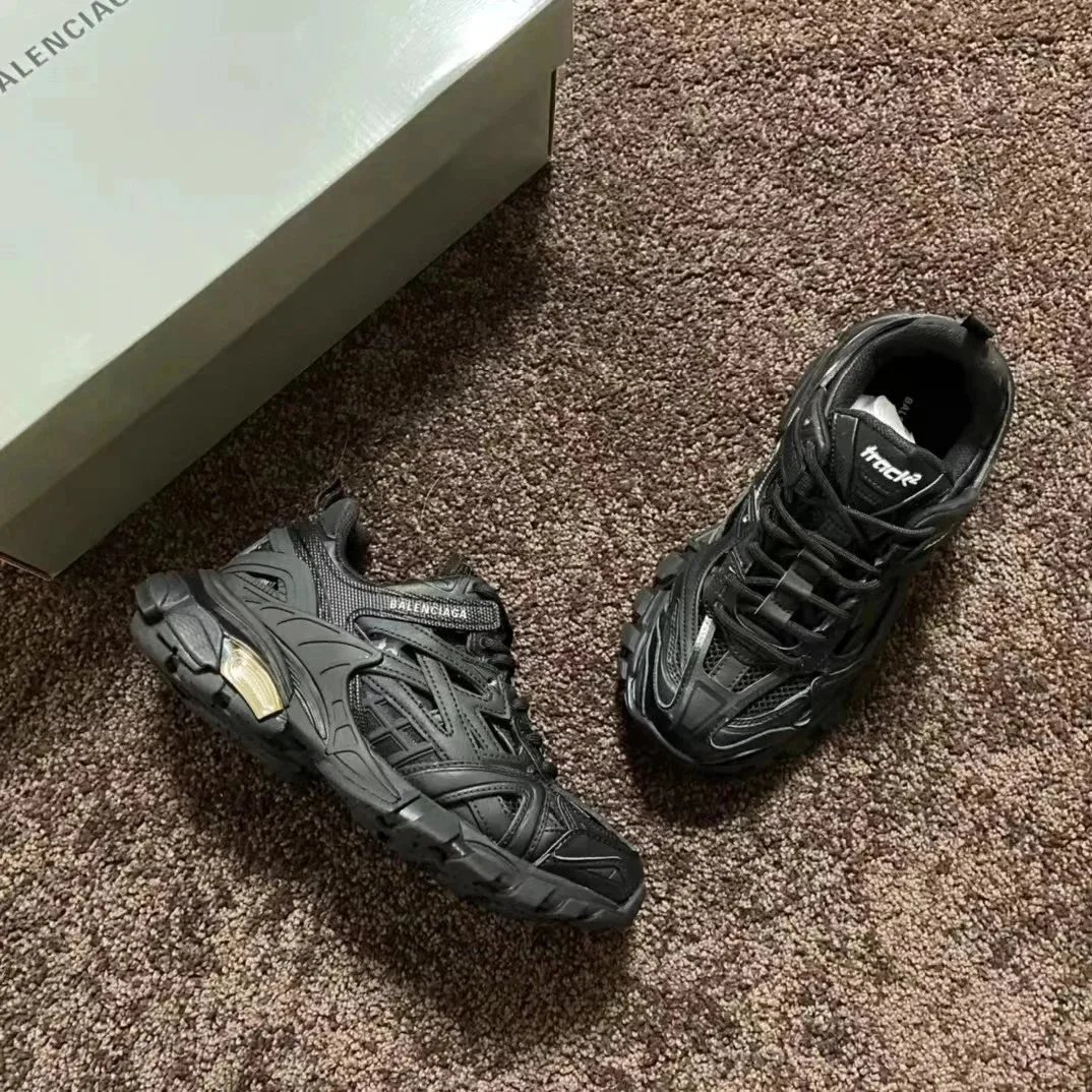 Balenciaga Track 2 Black Chunky Sneakers