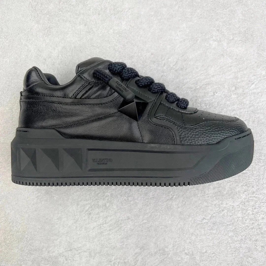 Valentino Garavani Sneakers One Stud XL platform — Style 3