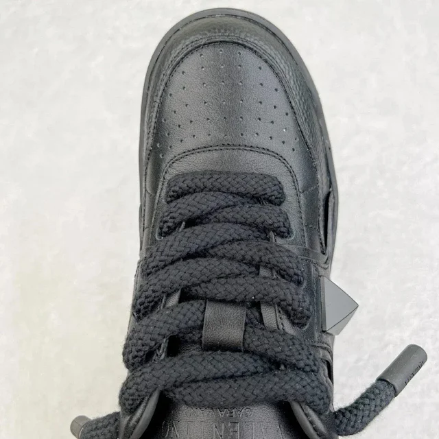 Valentino Garavani Sneakers One Stud XL platform product detail image 19