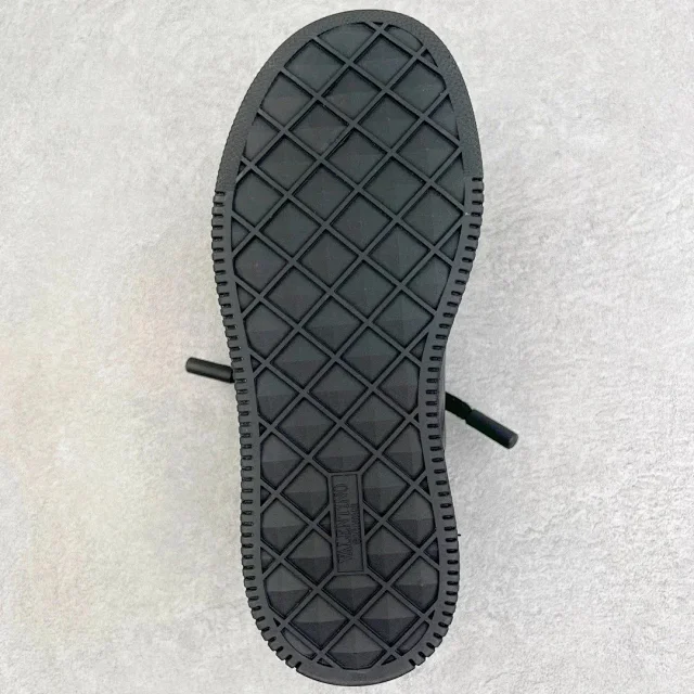 Valentino Garavani Sneakers One Stud XL platform product detail image 24
