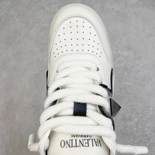 Valentino Garavani Sneakers One Stud XL platform product detail image 56