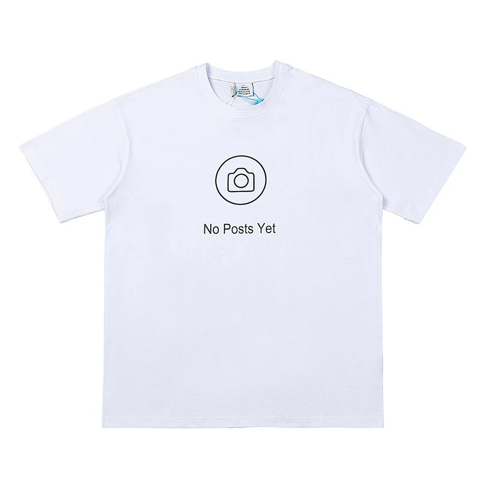 Black Cotton T-Shirt with Camera Icon and 'No Posts Yet' Graphic