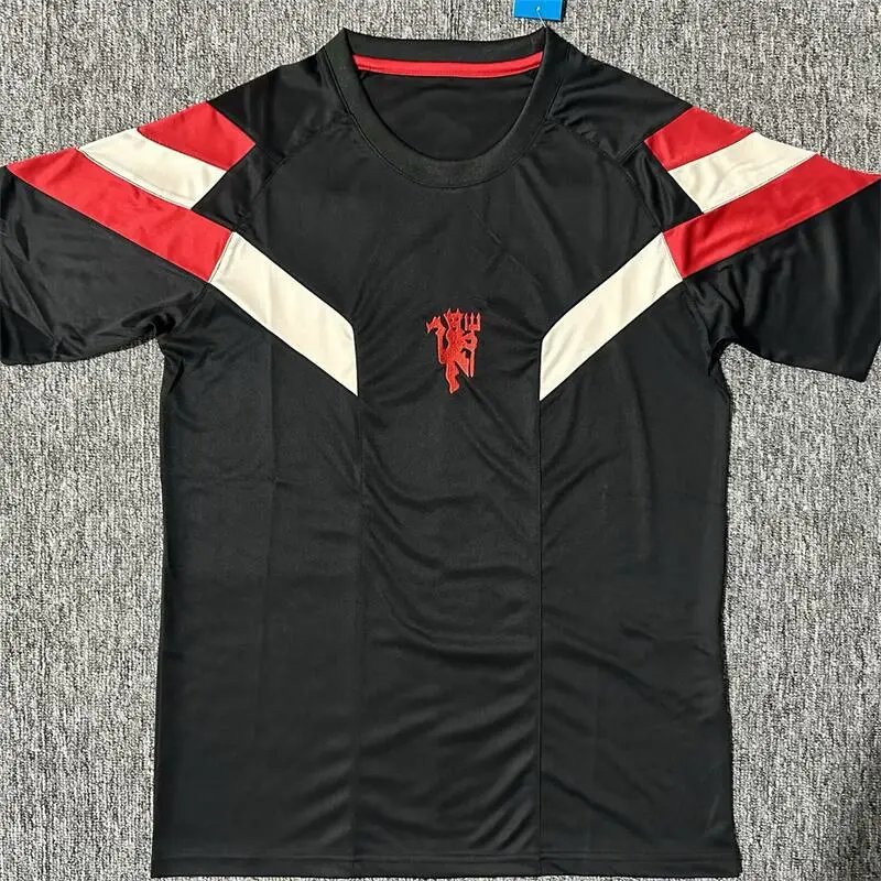 Manchester United Football Jerseys Short-Sleeve Jersey — 2526 Manchester United Retro Black