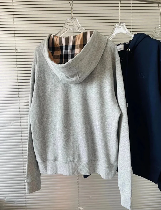 Burberry Hooded sweatshirts with logo patch or embroidered equestrian motif product detail image 4