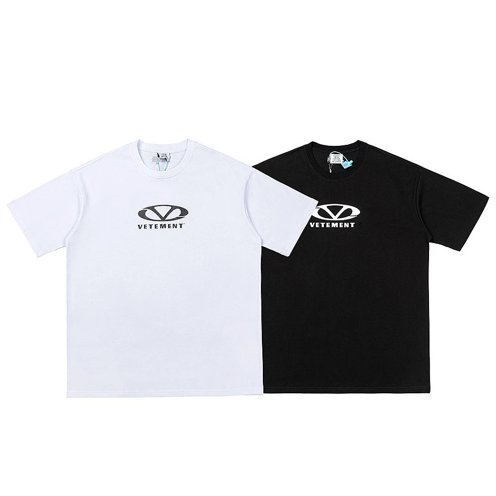 Vetement Logo Black Graphic T-Shirt