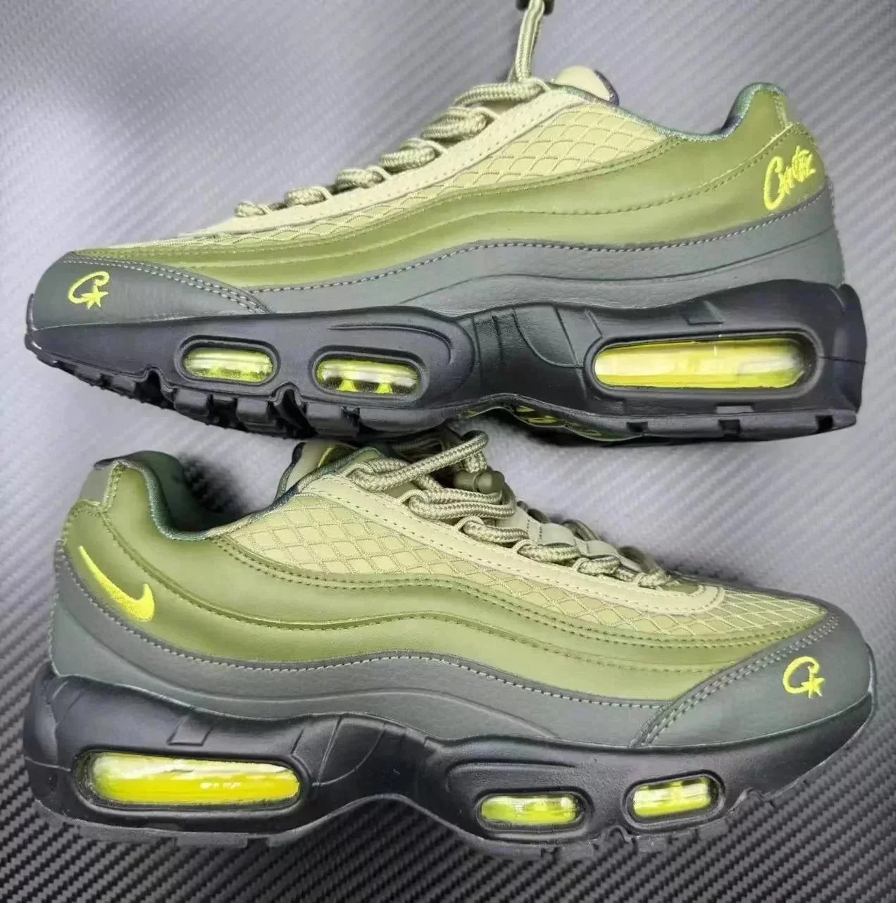 Nike Air Max 95 Grey Volt Neon Green Casual Sneakers