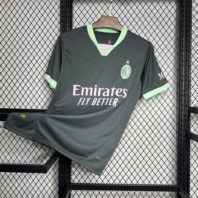 AC Milan Football Jerseys Short-sleeve jersey with crest product detail image 12