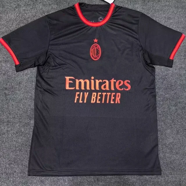 AC Milan Football Jerseys Short-sleeve jersey with crest product detail image 3