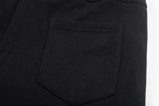 Balenciaga Shorts Elastic-Waist Drawstring Logo-Print product detail image 5