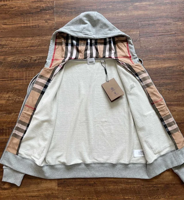 Burberry Hooded sweatshirts with logo patch or embroidered equestrian motif product detail image 12