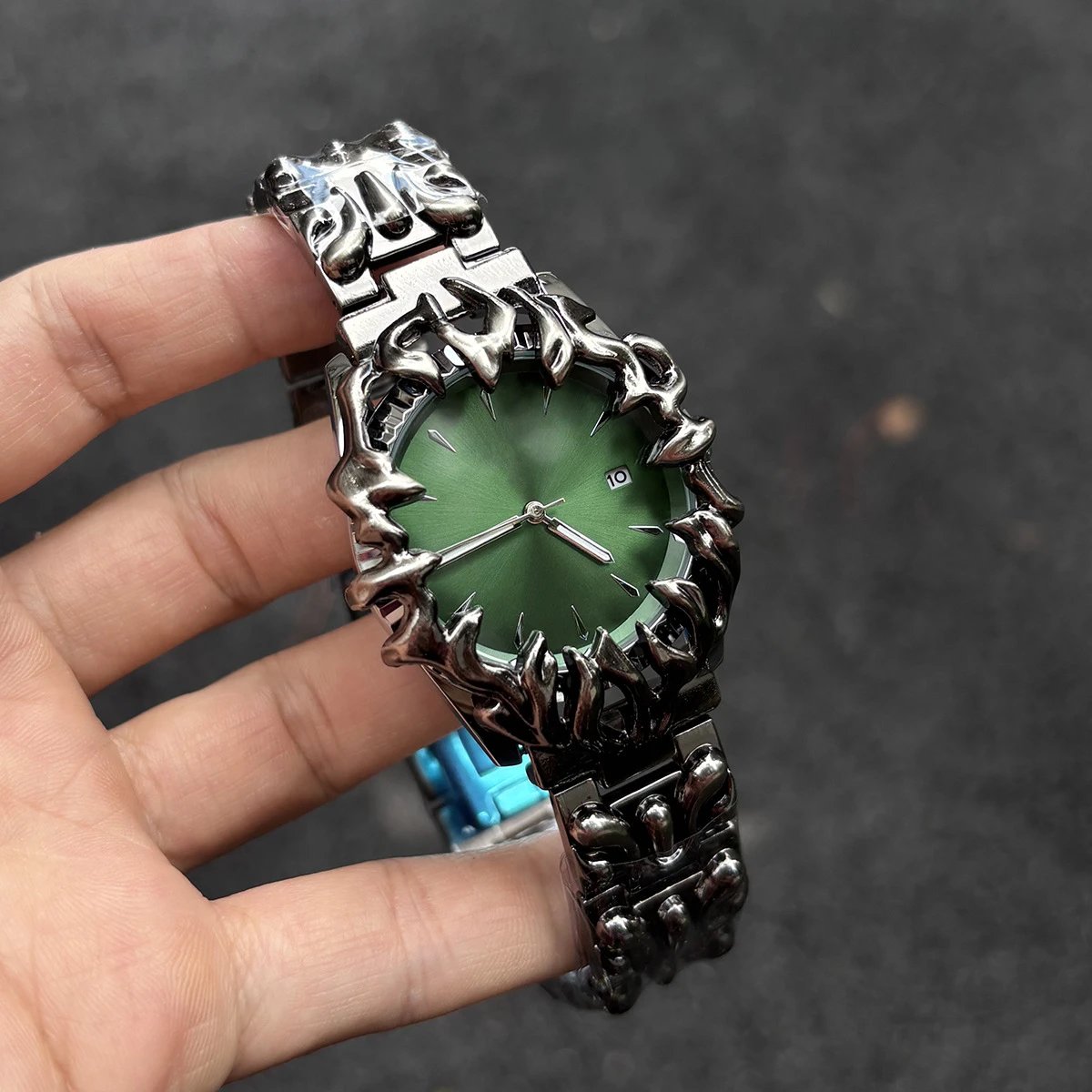 Silver Tone Flame Edge Watch Silver Punk Style