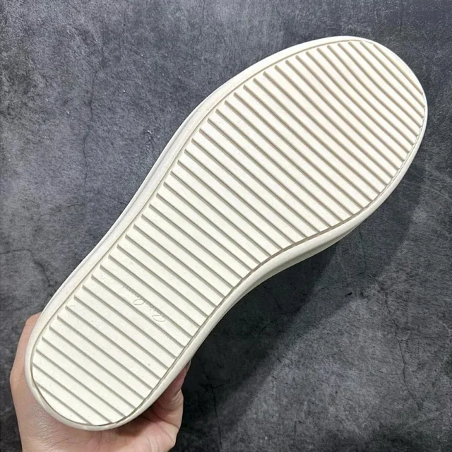 Unbranded Sneakers Low-Top Suede with Contrast Side Panel product detail image 18