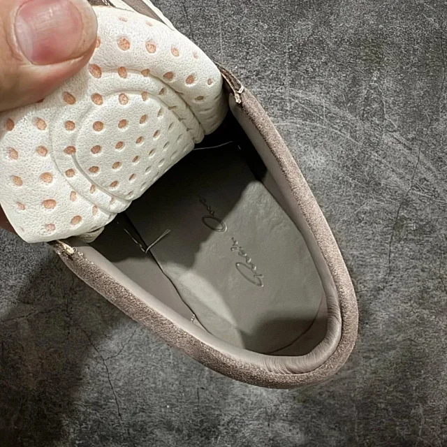 Unbranded Sneakers Low-Top Suede with Contrast Side Panel product detail image 25