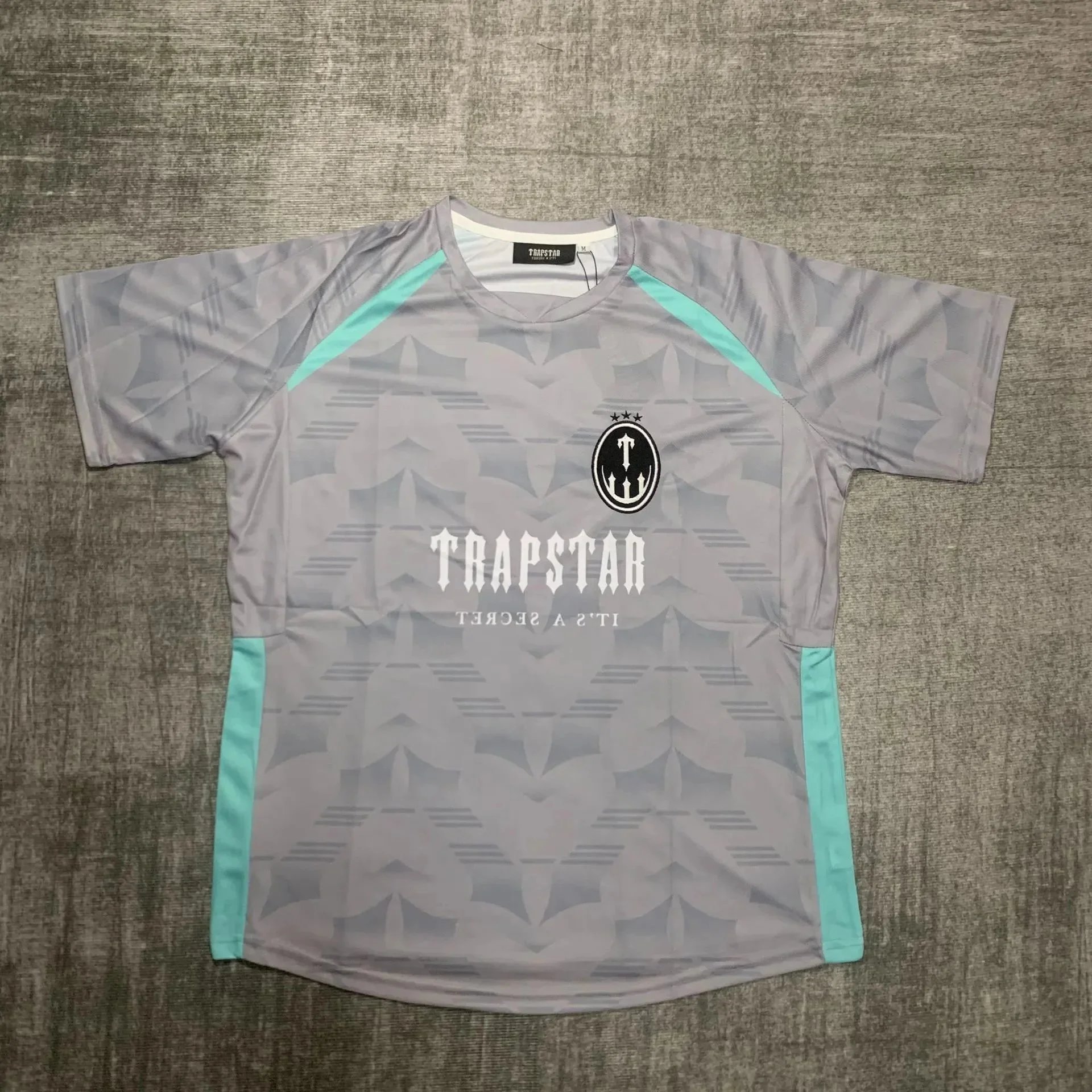 Trapstar Short Sleeve Graphic T-Shirt Yellow Green Black Sporty