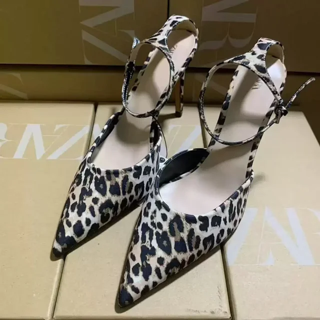 Zara High Heels Pointed-Toe Ankle-Strap Stiletto product detail image 9