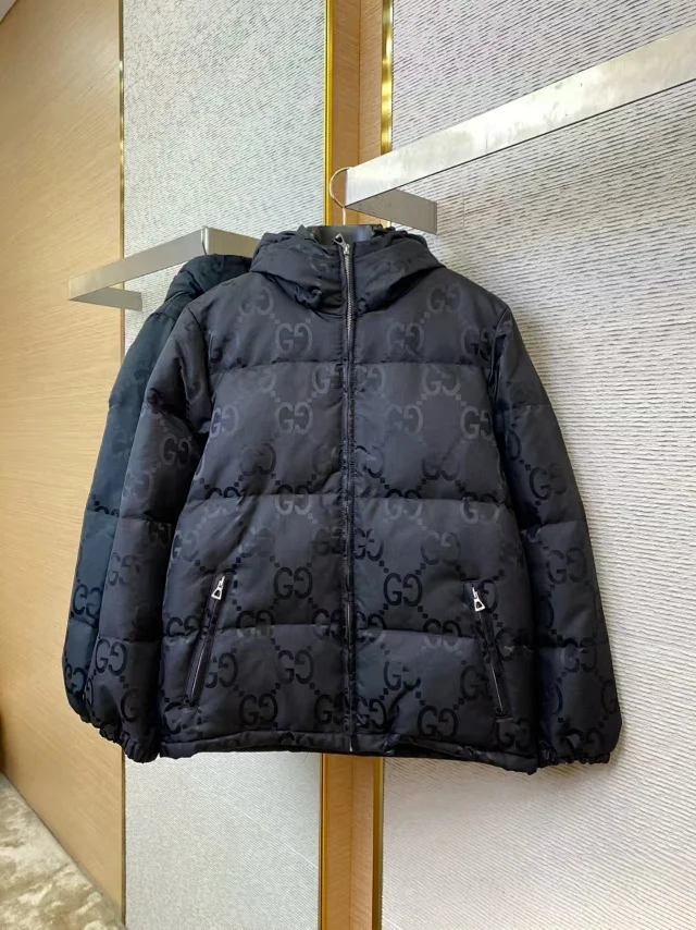 Gucci Vests Hooded Monogram Puffer Vest product detail image 13